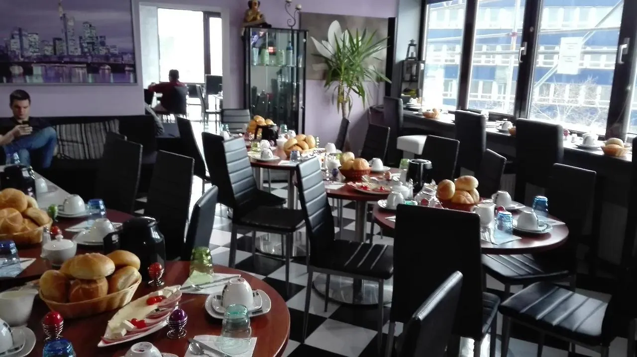 Frankfurt Central Hostel Frankfurt am Main 0*,